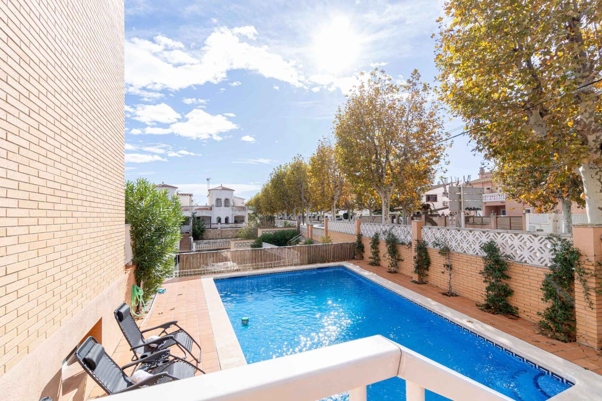 Jouvacations Villa Freser Empuriabrava Eksteriør billede