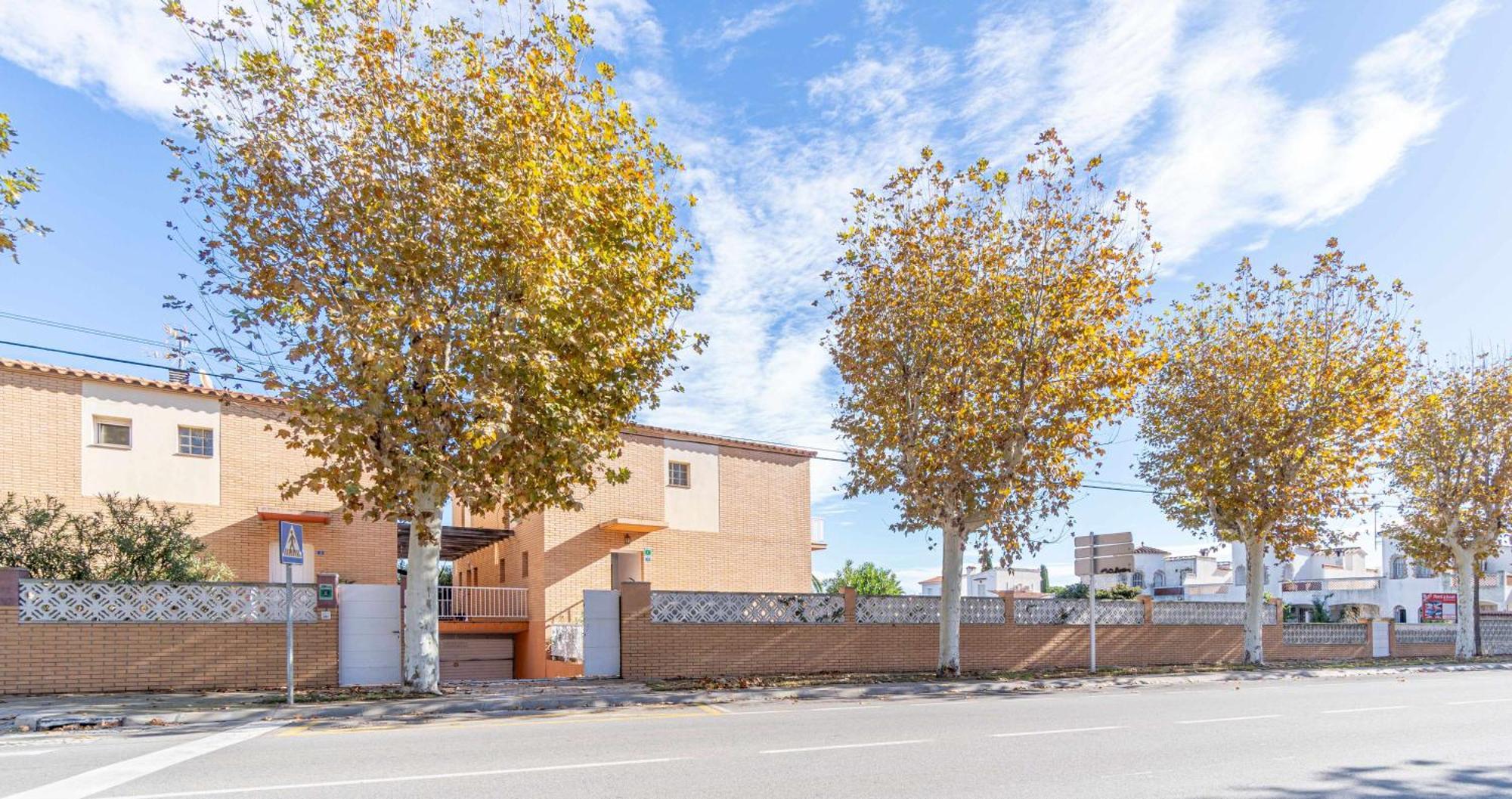 Jouvacations Villa Freser Empuriabrava Eksteriør billede